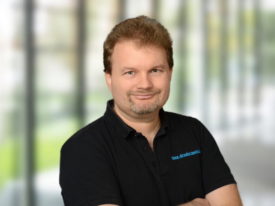 Jochen Hess, Inhaber von Hess Erodiertechnik